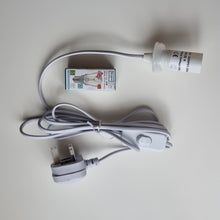 Load image into Gallery viewer, bulb holder with straight white cable, inline switch and bulb.